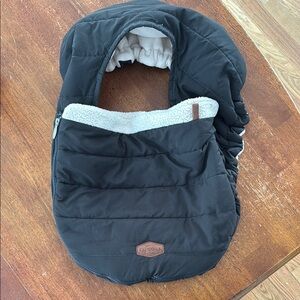 Black Cozy Baby Carrier Cover